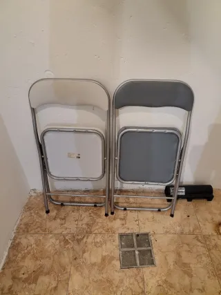 2 Sedie Pieghevoli in Metallo e Plastica