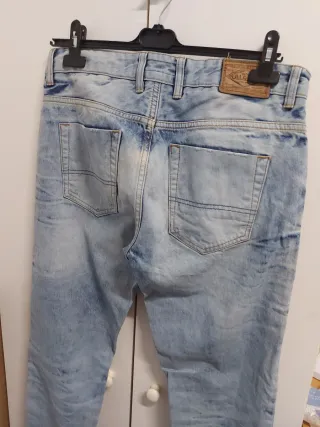Pantalón vaquero Pull and Bear