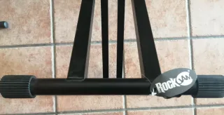 Teclado Yamaha PSR-E363 con soporte y banqueta