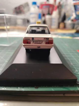 Renault 9 Taxi 1/43 Madrid
