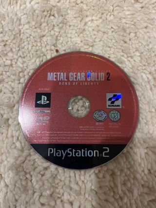 Pacchetto Giochi PS2: Metal Gear, Singstar, GTA