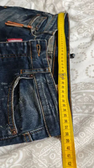 Pantalones vaqueros Dsquared2 Talla 44