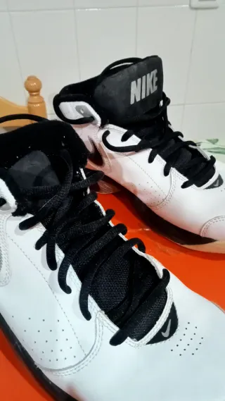 Zapatillas Nike Baloncesto Talla 41