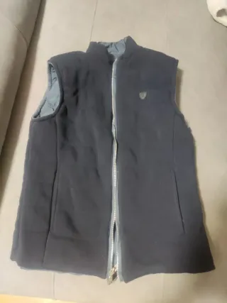 Chaleco gris acolchado reversible