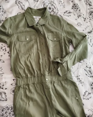 Mono largo verde militar nuevo