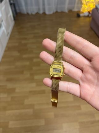 Reloj Casio Dorado Malla Metálica como nuevo