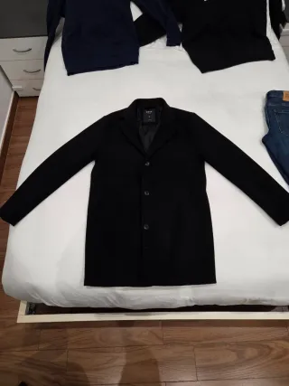 Lote Ropa Hombre: Trenca, Chaqueta, 2 Sudaderas Pu