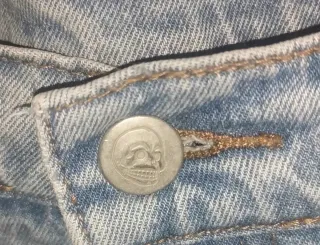 T 38, Cheap Monday, pantalón tejano tiro alto