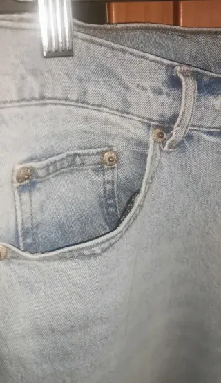 T 38, Cheap Monday, pantalón tejano tiro alto