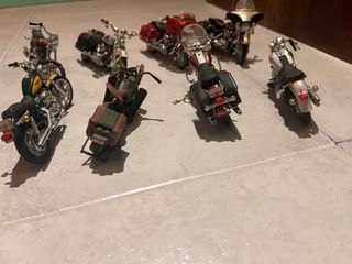 8 Modellini Harley Davidson