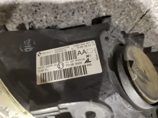 Faro Izquierdo Renault Megane 2010