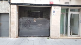 Parking para moto en alquiler