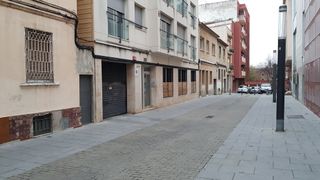 Parking para moto en alquiler