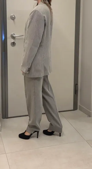 Completo giacca e pantalone donna grigio