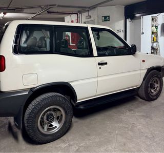 Nissan Terrano II