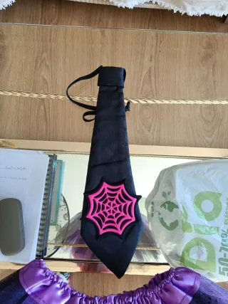 Falda Tutú Bruja Morado y Negro gorro y corbata