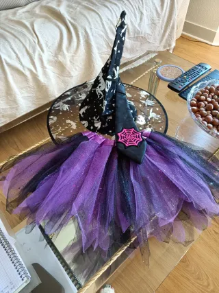 Falda Tutú Bruja Morado y Negro gorro y corbata
