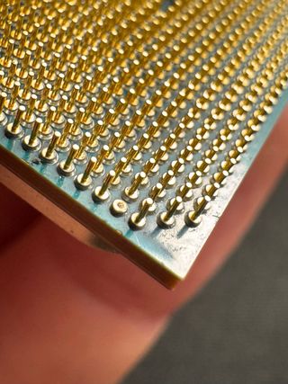 AMD Ryzen 7 5800X (Single Channel)