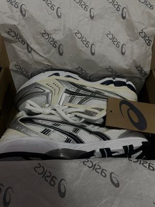 ASICS Air Sics Plata/Blanco
