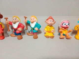 Lotto di figurine di Biancaneve e i Muppets