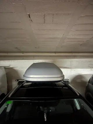 ALQUILER cofre coche Bermude 460