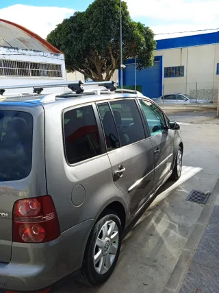 Volkswagen Touran 2009