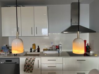 Juego de 2 lámparas alabastro blanco y oro