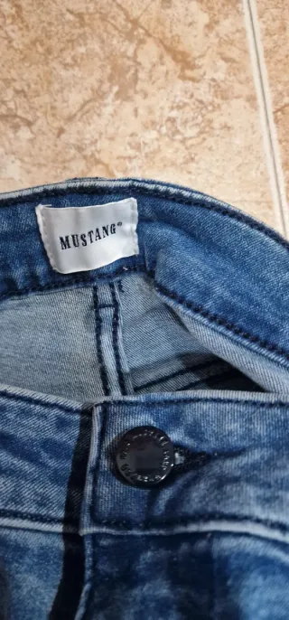 Jeans Mustang Crosby Slim W28 L34 Nuevos