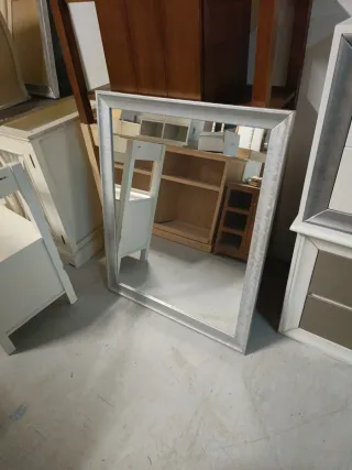 Specchio con cornice in legno argento bianco