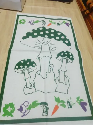 Paños de cocina con setas y pájaros