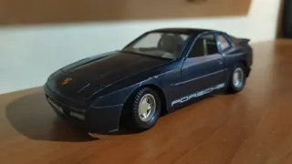 Porsche 944 modello scala 1:25 polistil