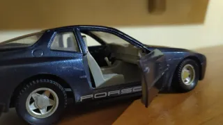 Porsche 944 modello scala 1:25 polistil