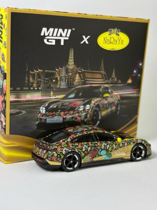 Mini GT #399 Porsche Taycan Turbo S