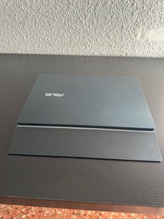 Portátil ASUS Zenbook Duo