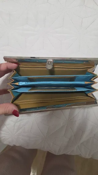 Cartera Tous multicolor con diseño de letras