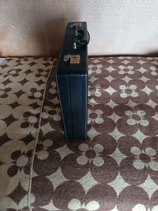 Borsa 24 ore rigida nera