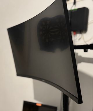 Pantalla Curva Gawfolk 34” - Como Nueva