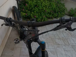 Bicicleta da enduro Giant Reign 29