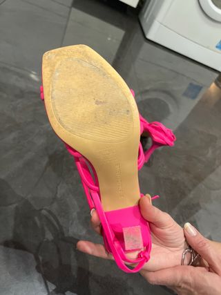 Sandalias de tiras rosa