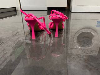 Sandalias de tiras rosa