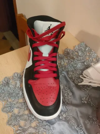 Scarpe Nike Air Jordan 1 Mid