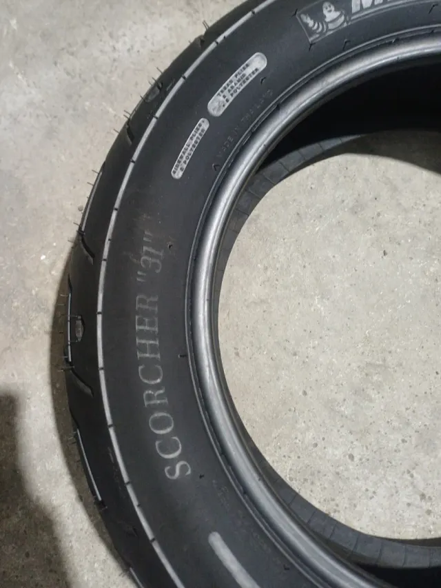Michelin SCORCHER 31 180/70-16