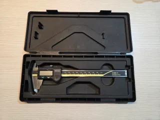 Pie de Rey Digital Mitutoyo 150mm