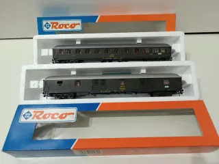 ROCO H0 44388 Coche 2ª + 44462 Paquetería