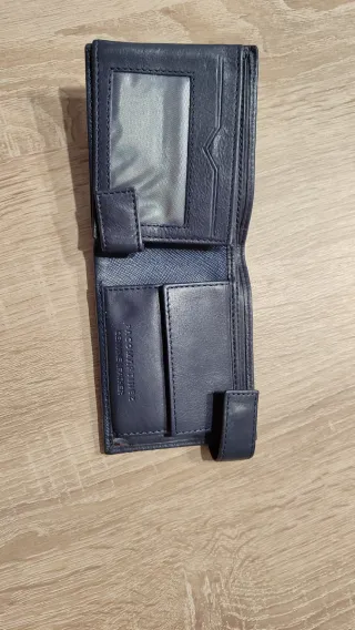 Billetera de piel para hombre