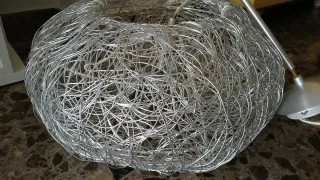 Lampada da soffitto in metallo argentato