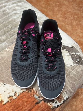 Zapatillas Nike Flex Experience RN 5 Negro/Rosa