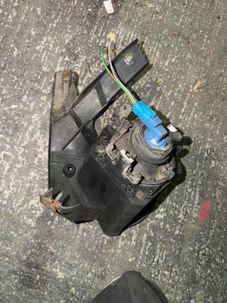 Antiniebla Citroen C4 Picasso