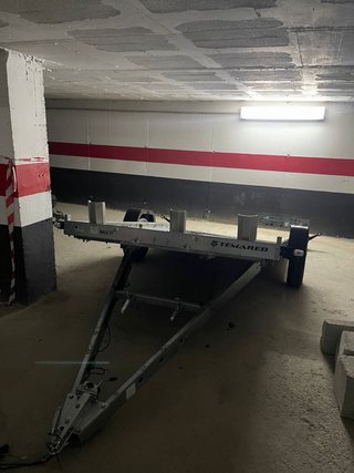 SE VENDE PLATAFORMA BASCULANTE
