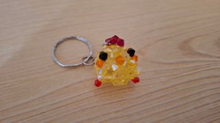 Llavero de animales hecho a mano con abalorios